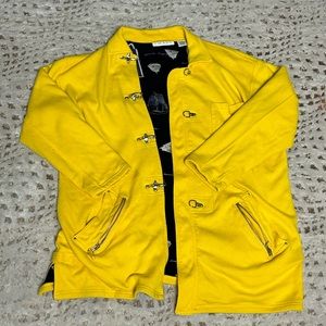 Chaus sport women’s oversized bright yellow no hood jacket